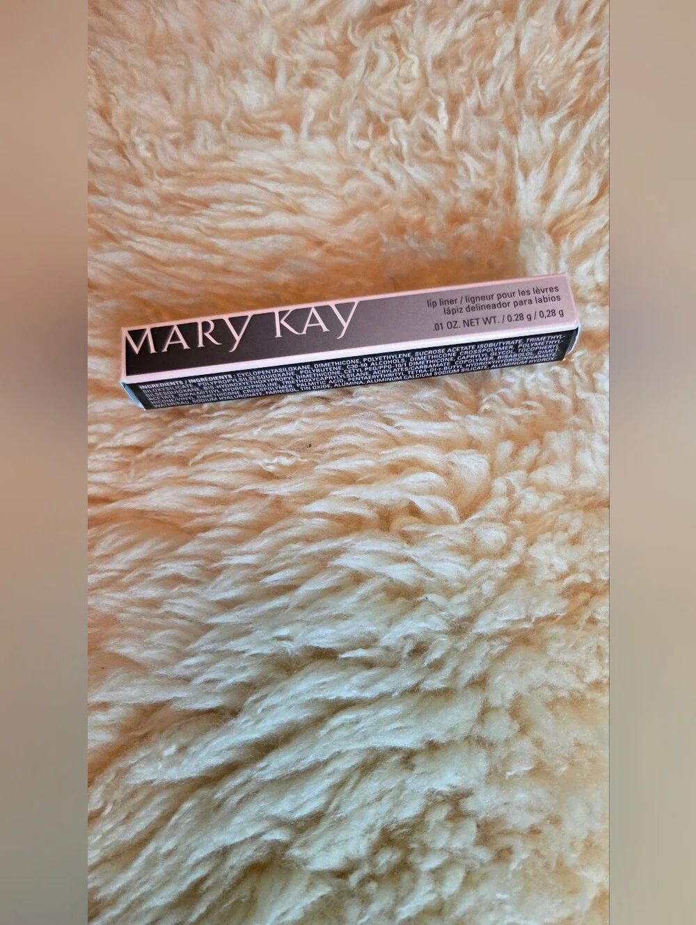 NIB Mary Kay Lip Liner Light Nude Twist .01oz/0.28g 093081